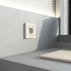 Рамка из поликарбоната на 1 пост Split айвори/белый, soft-touch W0013066