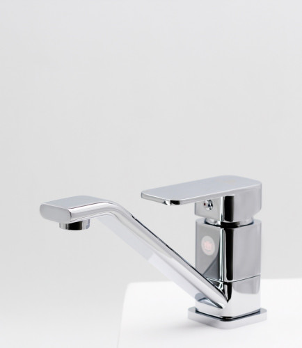 12011 Смеситель однорычажный для кухни "GANZER" (10/1шт)