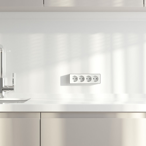 Розетка четверная с заземлением и шторками Gallant белая W5072210