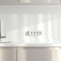 Розетка четверная с заземлением и шторками Gallant белая W5072210