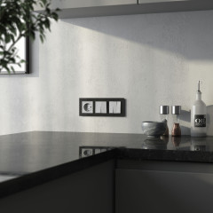 Розетка с заземлением (cеребряный рифленый) W1171009