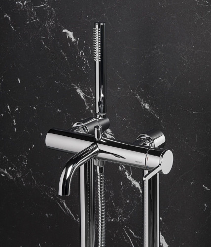 Emmevi Filobrass, однорычажный напольный смеситель для ванны на 2-х ногах (излив 18,5 см), c набором для душа, цвет хром