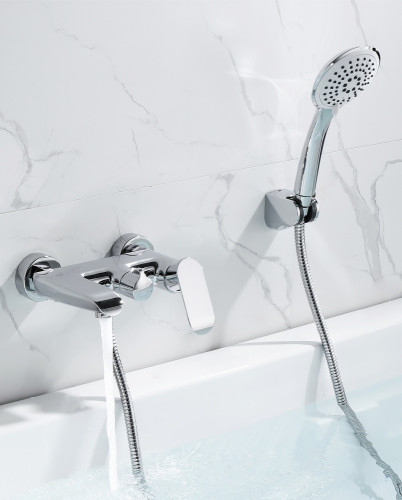 22032 Смеситель однорычажный для ванны GANZER  (10/1шт)