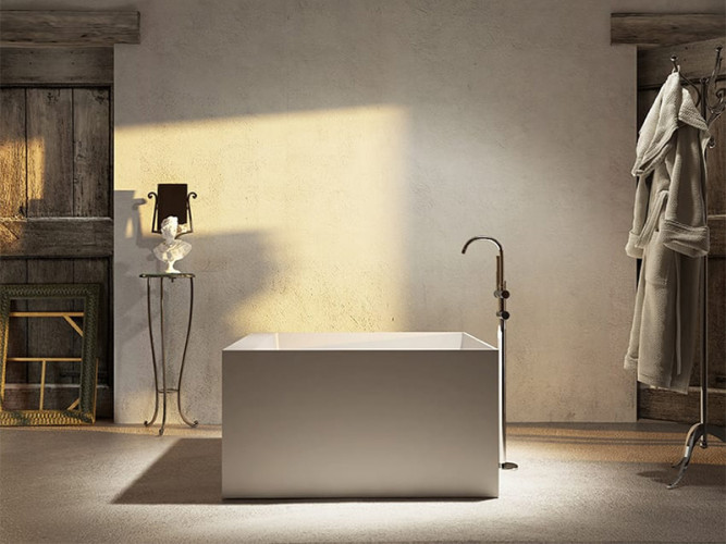 Ванна отдельностоящая RELAX DESIGN ESSEQUADRO LX01 opac